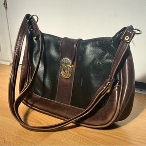 Vintage Black/Brown Leather Purse || Leco